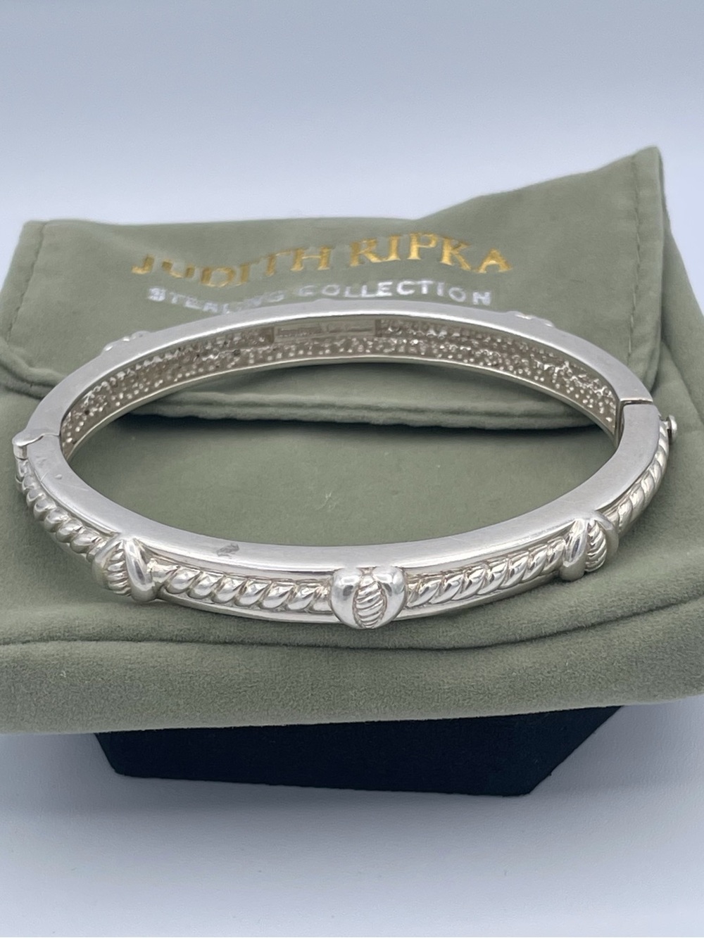 Judith Ripka Vintage Sterling Silver 925 Hinged Oval Bangle Bracelet 6.5”/ 30.9g